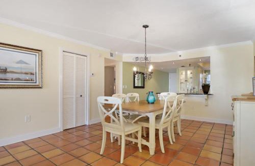 Madeira Beach House | La Coquina 105 Beachside Bliss 2BD 2BA Retreat