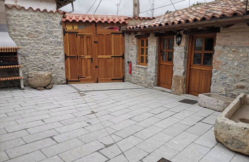 Debodes House | La Corrolada de Ana: Rural House for 10 PAX