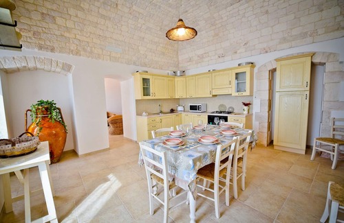 Locorotondo Villa | La Corte del Pergolo, complex of trulli with pool and spa