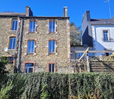 Callac House | La coulée pilette