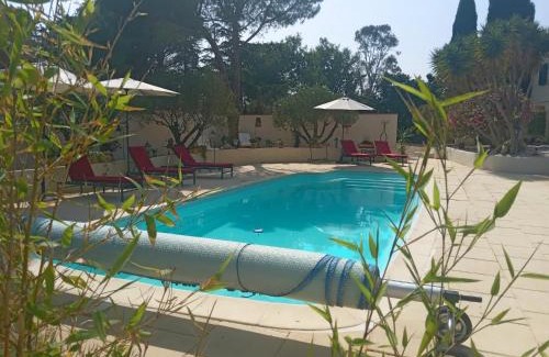 Salses-le-Chateau House | La Couloumine