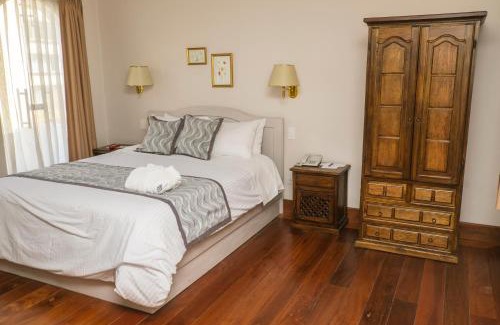 La Mariscal Hotel | La Coupole Hotel