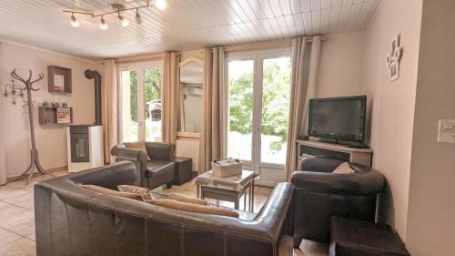 Bouilland House | La Cour du Moulin