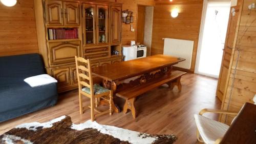 La Chapelle-de-Guinchay Apartment | La Datcha d'Elena