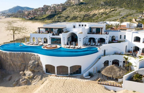 Pedregal Villa | La Datcha Luxury villa