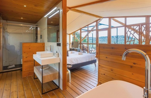 Poblado del Embalse Resort | La Dehesa Experiences Suite Adamuz by Ruralidays