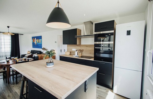 Urville-Nacqueville House | La Delphinièrebord de Mer, Equipements de Qualité