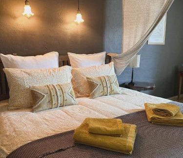 Aiguelèze House | La demeure des poètes chambres d'hôtes