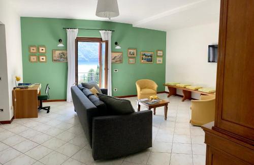 Azzano Apartment | La Dolce Vista