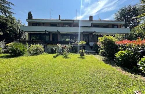 Gianicolo Villa | La Dolce Vita - A Tropical Garden in Rome