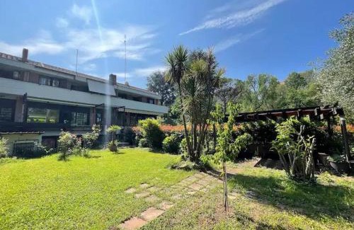 Gianicolo Villa | La Dolce Vita - A Tropical Garden in Rome