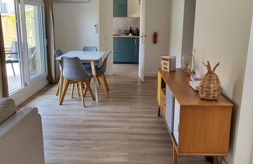 Quartier Administrations Apartment | La Dolce Vita Nîmoise 🐊 Terrace 100 m from the Arena