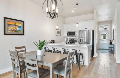 Egg Harbor House | La Dolce Vita