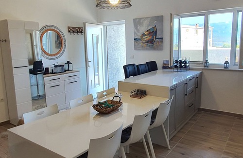 Podgradina Apartment | La Dolve Vita Apartment