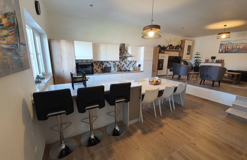 Podgradina Apartment | La Dolve Vita Apartment