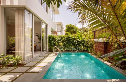Kudal Villa | La Donaira 2 & 3 BHK Villas with Private Pool Garden & Kitchen 10 mins to Vagator & Morjim Beach