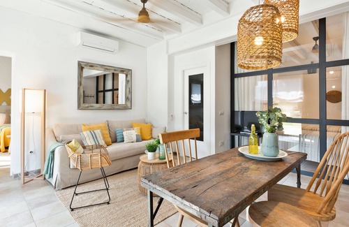 Sant Mori Ski Chalet | La Escala Boutique Chalet Apartment, Sant Mori, Spain