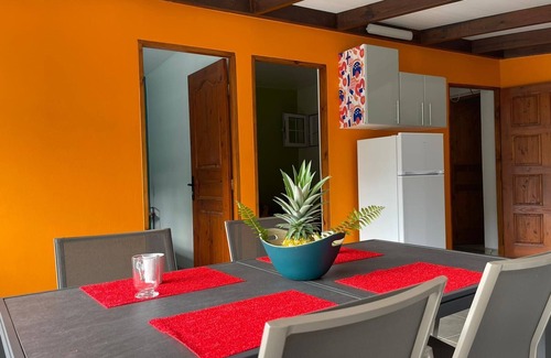Riviere-Pilote Apartment | La fée Amazonienne, Cuisine et Salle Open vue sur la Nature, Piscine vue 360°