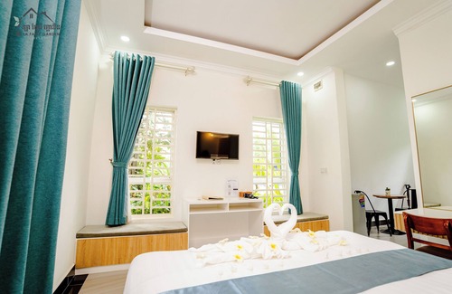 Kampot Resort | La Fairy Garden Resort