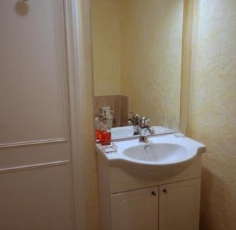 Saint-Vitte-sur-Briance Bed & Breakfast | La ferme de lapeyrousse