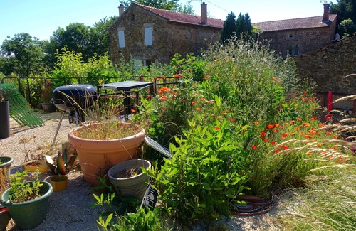 Hermitage-Tournonais-Herbasse-Pays de Saint-Felicien House | La Ferme De Chenevier, La Roulotte Fleurie 2/4pers