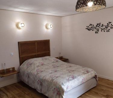 La Bastide-l'Eveque Bed & Breakfast | La Ferme Les Mamours