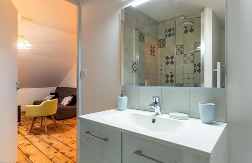 Maxilly-sur-Saone House | LA FERRONNERIE