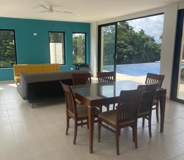 El Colegio Villa | La finca Luxury House
