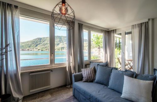 Ponte Tresa Apartment | La Finestra Blu by Quokka 360 - Amazing Lake View