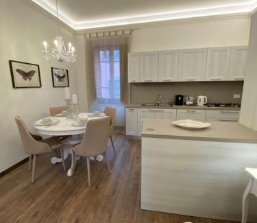 Laterina Apartment | LA FINESTRA SUL BORGO Dimora Storica