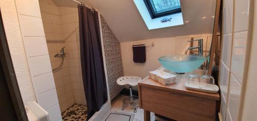 Chaufour-Notre-Dame Bed & Breakfast | La Fontaine