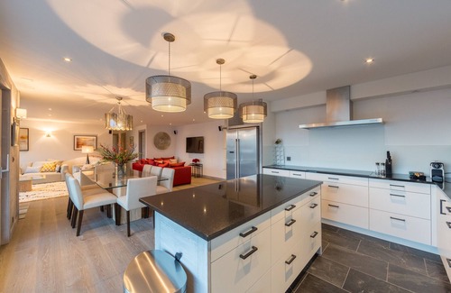 Saint-Pierre-de-Clages Apartment | La Forêt 2 - Spa access