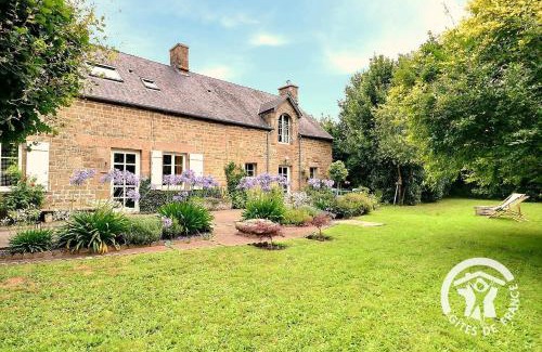 Saint-Georges-de-Reintembault Bed & Breakfast | La bremande