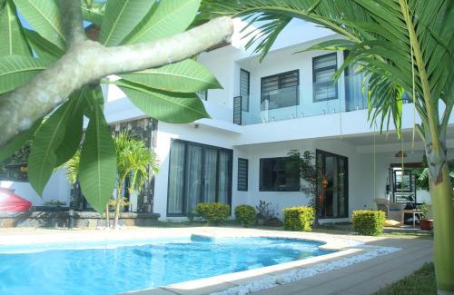 Calodyne Villa | La Frangipane Villa