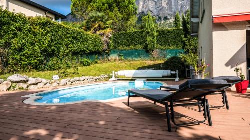 Meylan Villa | La Galante