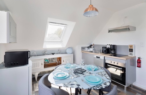 Saint-Lunaire Apartment | La Garde Guérin - 2 minutes de la plage St Lunaire