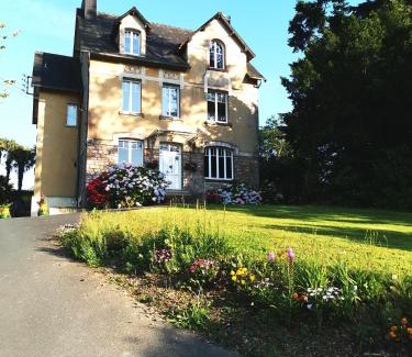Bricquebec-en-Cotentin Bed & Breakfast | La Garenne