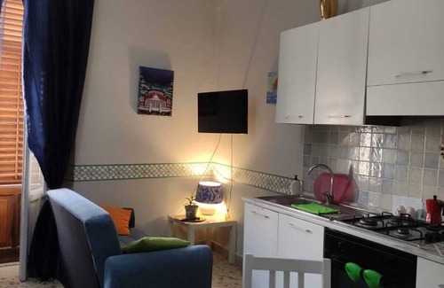 Casteldaccia House | La Gorgone city center apartments
