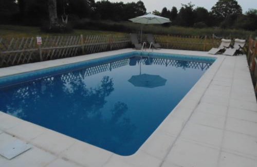 Cromac House | La Grace Les Trois Petites Maisons