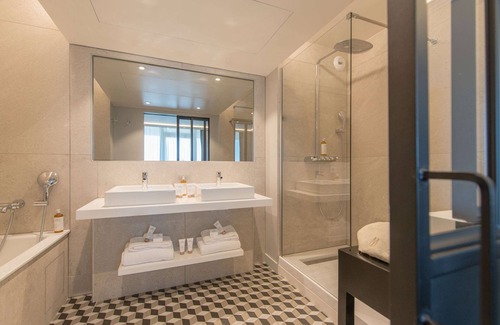 Quartier des Boucholeurs Hotel | La Grande Terrasse Hotel & Spa La Rochelle - MGallery Collection