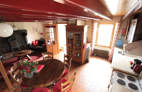 Olloix Cottage | La Grange aux Ayres gîte "Cerise" 5 places