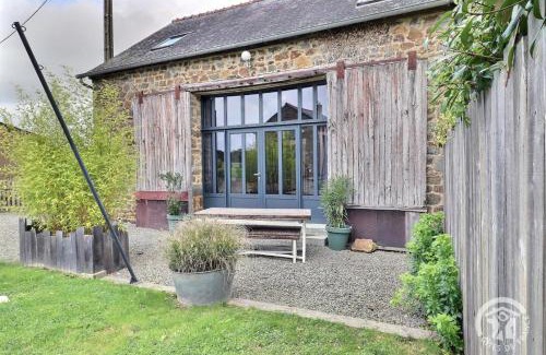 Hede House | La grange aux portes des ecluses