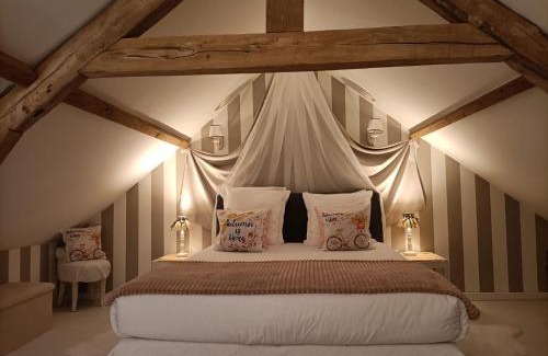 Woignarue House | La Grange Aux Hirondelles - Chambre romantique