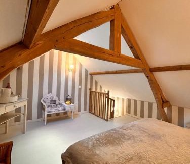 Woignarue House | La Grange Aux Hirondelles - Chambre romantique