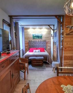 Grignon Apartment | La grange de Lina