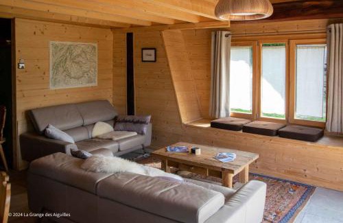 Albiez-le-Jeune Ski Chalet | La Grange des Aiguilles