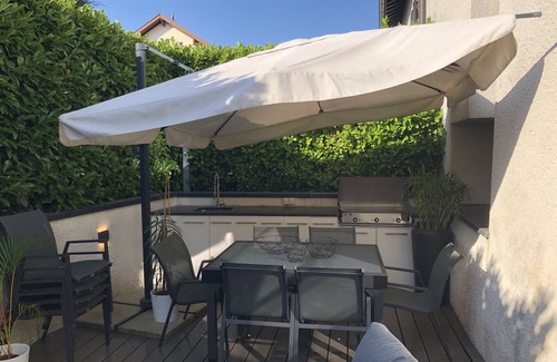 Saint-Genis-Pouilly House | La Grange Emnitan - Superb villa for 12, spa, fitness, home cinema