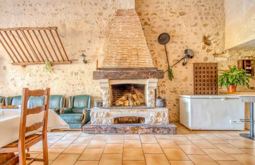 Guizengeard House | La Grange
