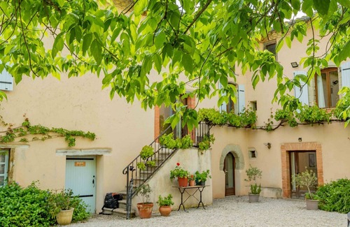 Puycalvel Apartment | La Grange, Gites for 6 people