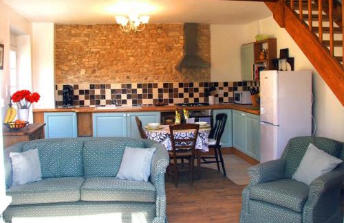 Champagne-le-Sec House | La Greletterie